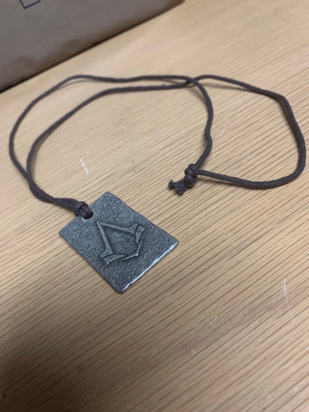 EUC UBIWORKS UBISOFT Assassins Creed rare necklace